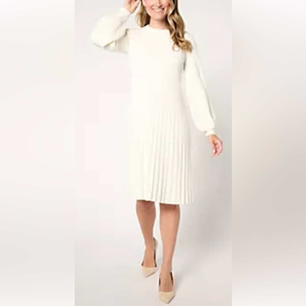 BEAUTIFUL by Lawrence Zarian Rayon Blend Elegant White Knit Dress S Small G#56